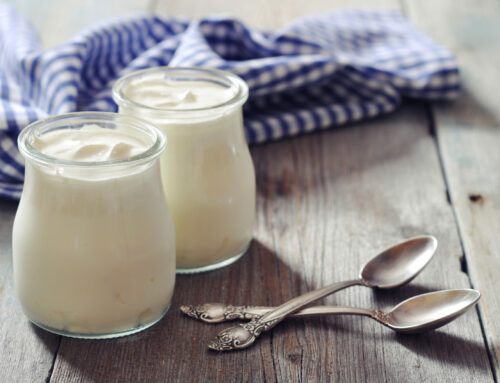 YOGURT NATURALE, BIANCO, GRECO O SKYR: CONOSCI LA DIFFERENZA ?